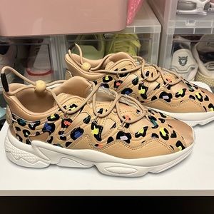 Adidas Ozweego Plus Womens Cheetah Print
